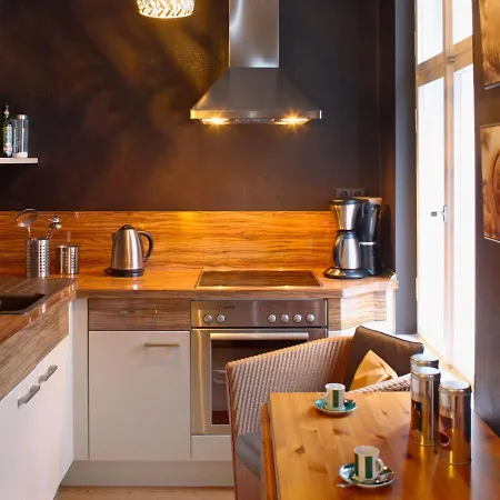 Schlueterstrasse By Interhome *