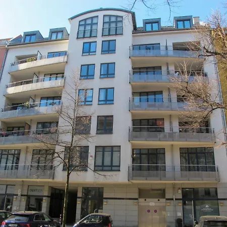Apartment Schlueterstrasse By Interhome