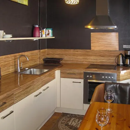 Appartement Schlueterstrasse By Interhome